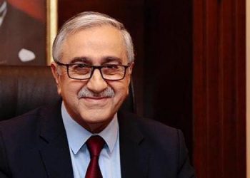 mustafa akinci kktc