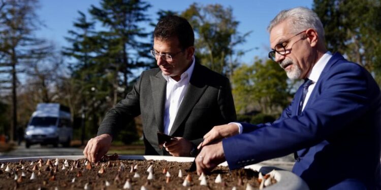 ekrem imamoglu arjen uijterlinde