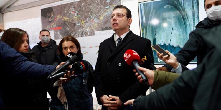 ekrem imamoglu 12