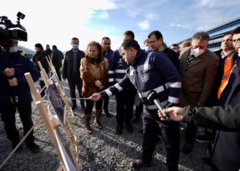 ekrem imamoglu eminonu meydan