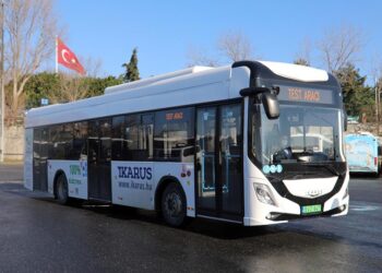 iett ikarus elektrikli otobus
