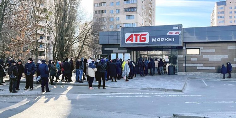 kiev yemek kuyrugu
