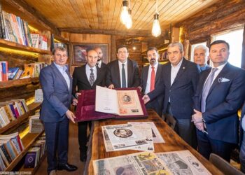 izmir hayat agaci kutuphanesi
