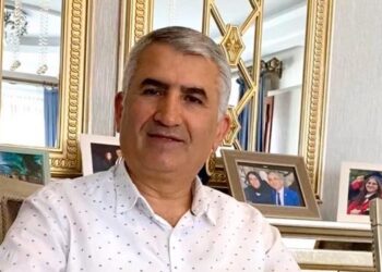 zeki gumus