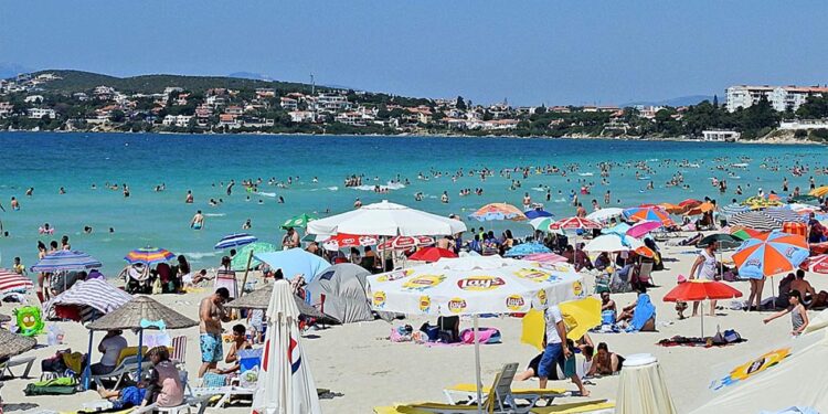 “Çeşme, artık zenginlerin tatil yeri”