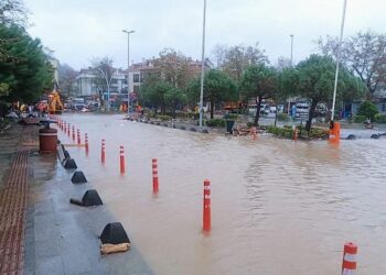 Şile ve Ağva da su baskınları meydana geldi