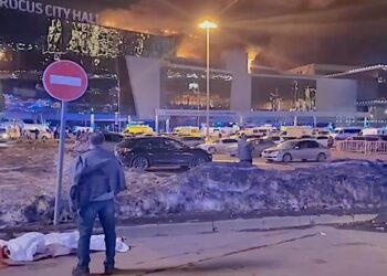 Moskova'da silahlı saldırı dehşeti: En az 60 ölü, 145 yaralı