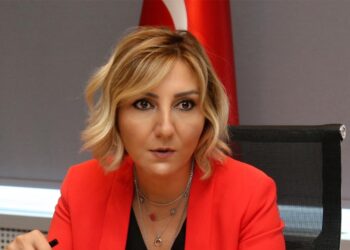 TÜROB Başkanı Müberra Eresin
