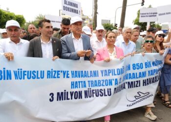‘Şakirpaşa Havalimanı kapatılmasın’ eylemi