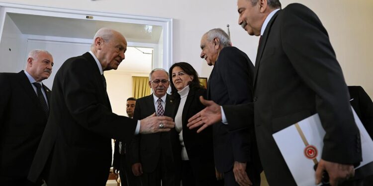 “İmralı heyeti” Kurtulmuş ve Bahçeli’yi ziyaret etti