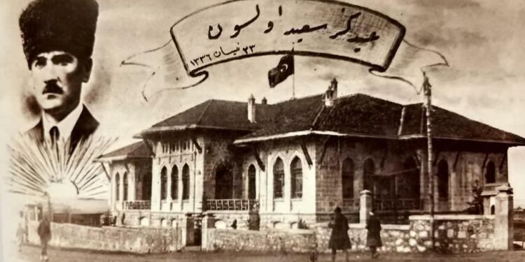 İlk Meclis nasıl açıldı?