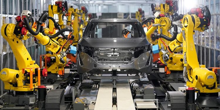 Nissan 7 fabrikasını kapatacak
