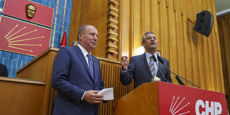 CHP Grup toplantısı: Muharrem İnce yeniden CHP’de
